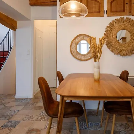 דירה 06m - Old Beautiful Duplex Terrace With Sea View