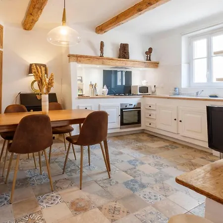 06m - Old Beautiful Duplex Terrace With Sea View Διαμέρισμα