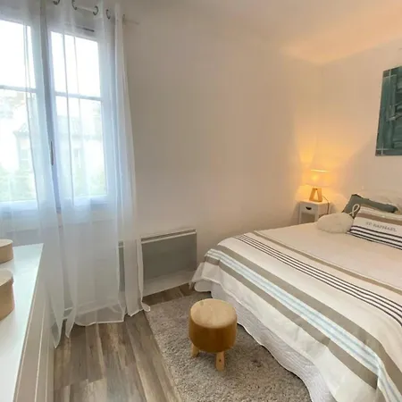 06m - Old Beautiful Duplex Terrace With Sea View Apartment