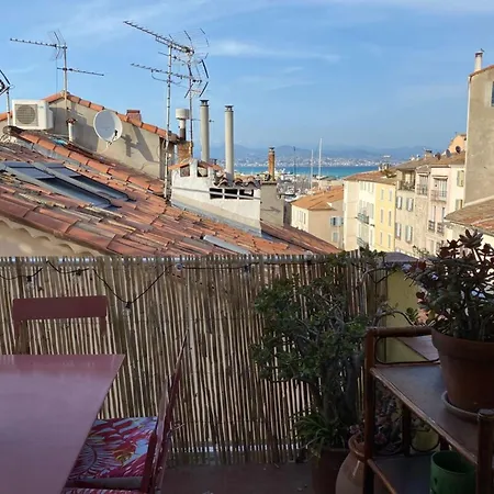 06m - Old Beautiful Duplex Terrace With Sea View Apartman Antibes