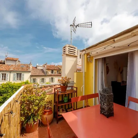 Apartment 06m - Old Beautiful Duplex Terrace With Sea View Antibes