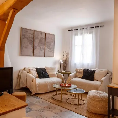 06m - Old Beautiful Duplex Terrace With Sea View Antibes